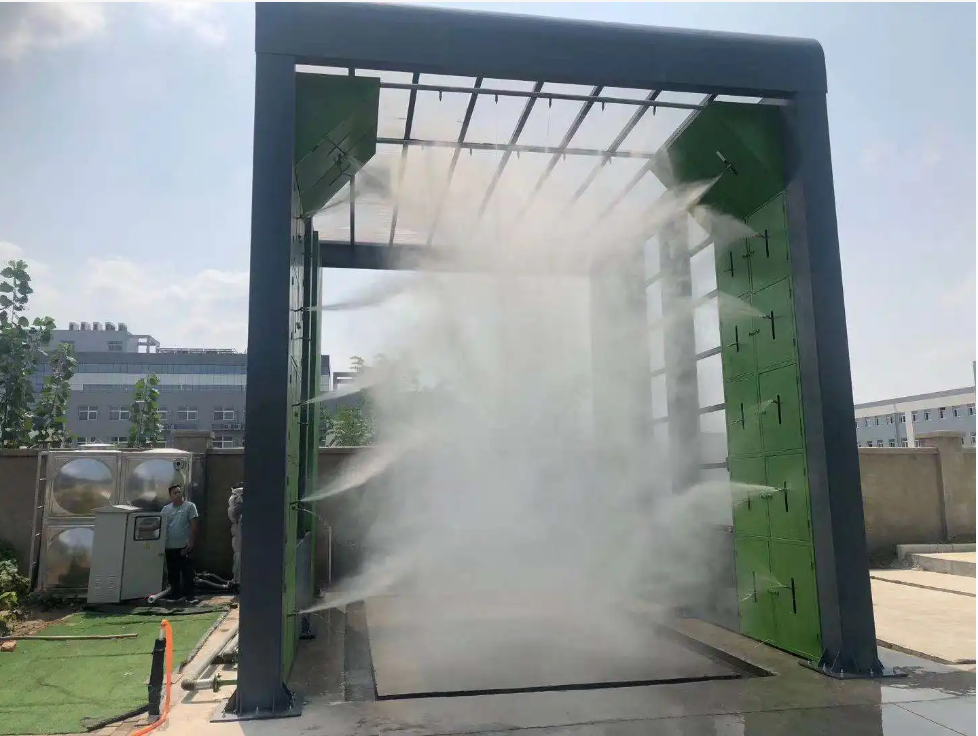 使用龙门式工地洗车平台美观又实用